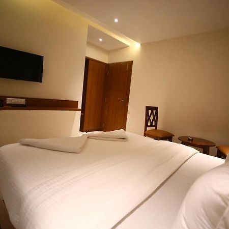 Hotel Dream Residency Navi Mumbai Exterior foto